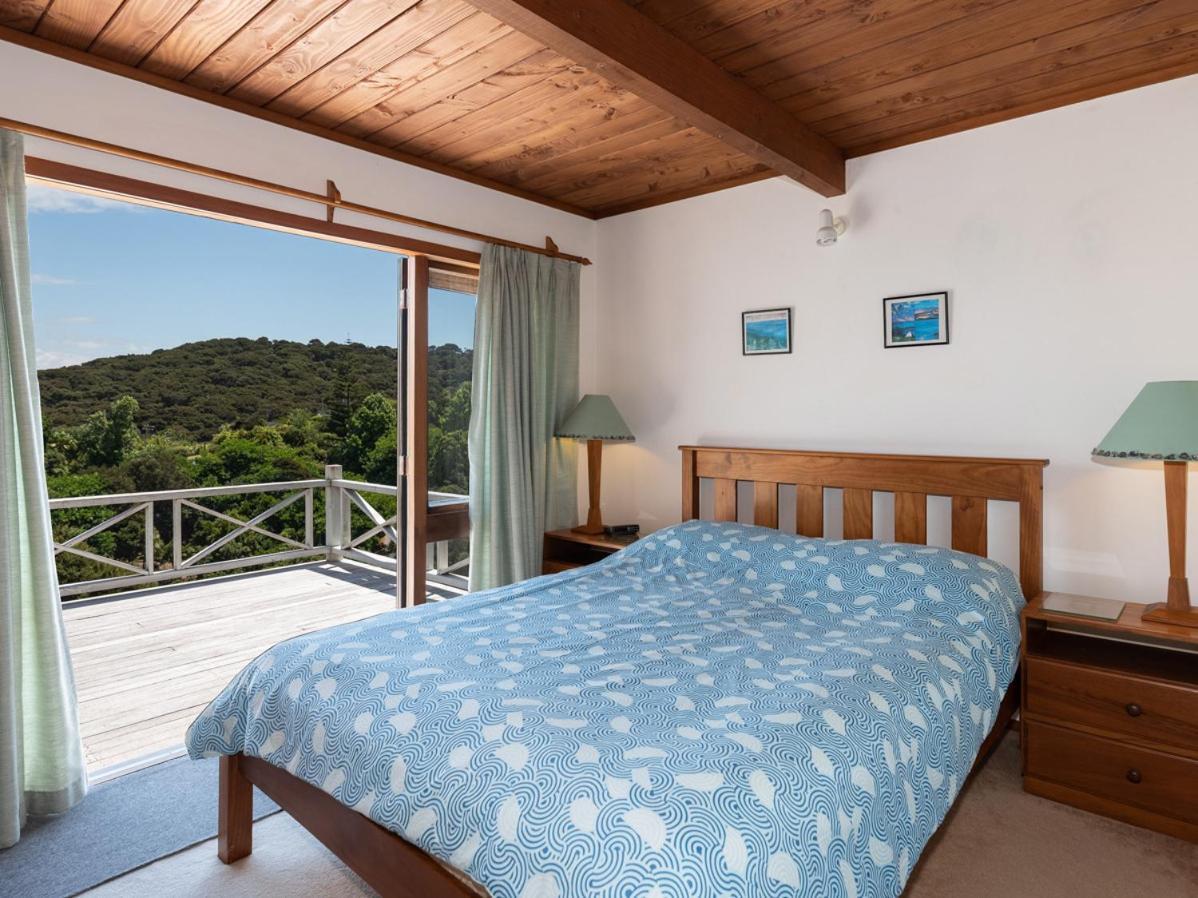 Te Maiki Escape - Russell Holiday Home المظهر الخارجي الصورة