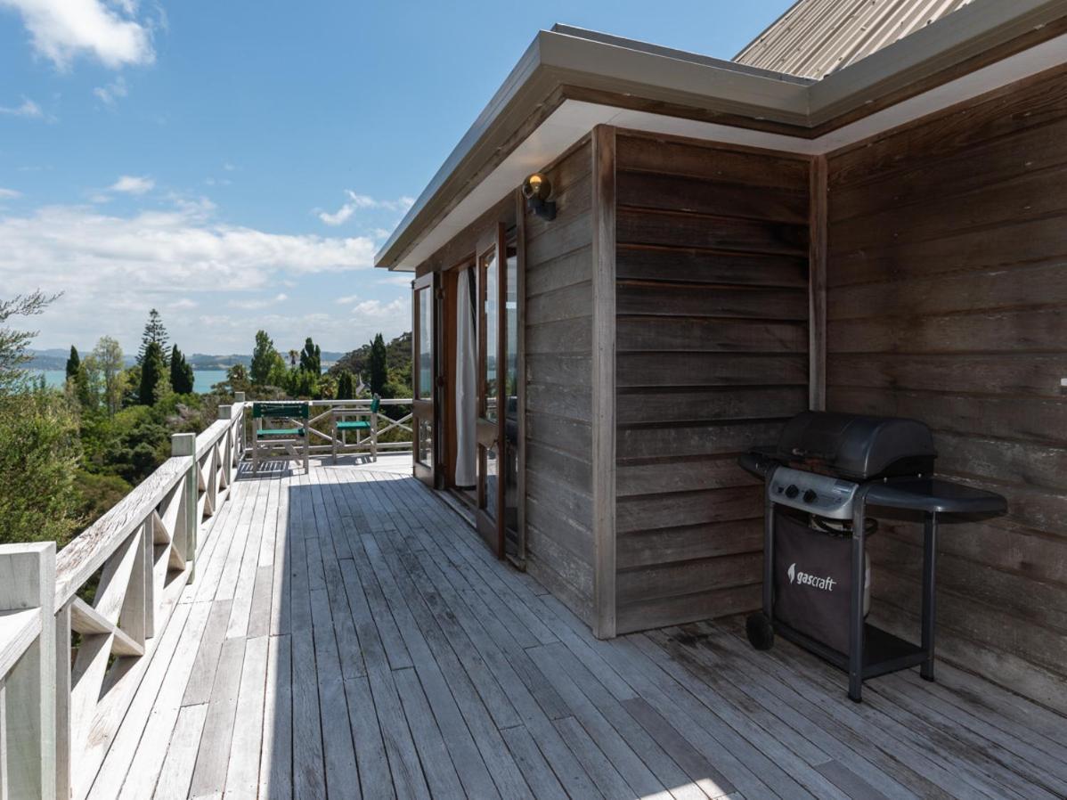 Te Maiki Escape - Russell Holiday Home المظهر الخارجي الصورة